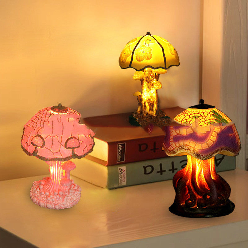 Family Fashion Colorful Table Lamp Desktop Decoration Curated Room Kits